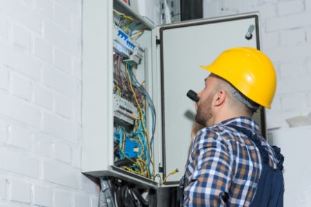 Common Types of Electrical Repair Issues Homeowners Encounter in Oklahoma City